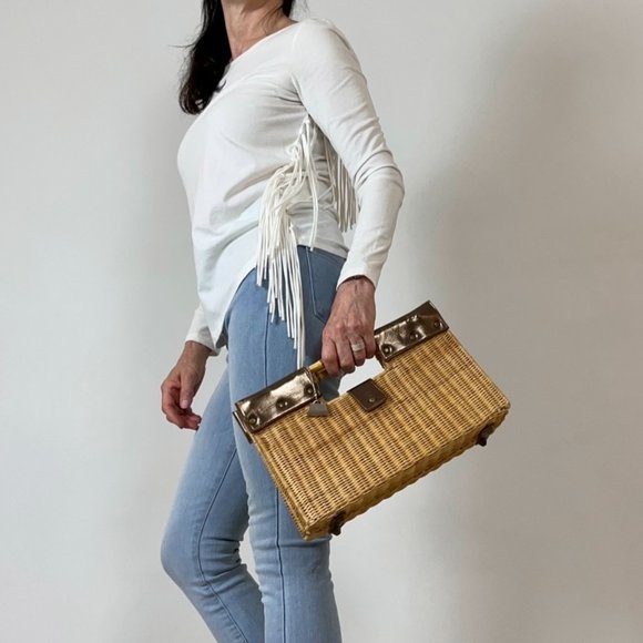 JEANNIE LOTTIE • Woven Rattan Clutch with Bamboo Handles • ALMOST NEW! - Picture 4 of 13